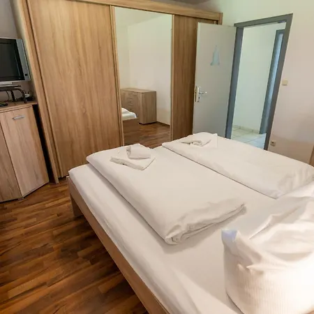 4 Pfoten By Interhome Tatil Evi *